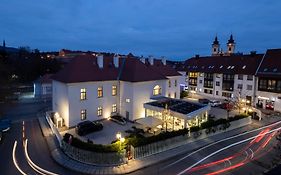 1552 Boutique Hotel